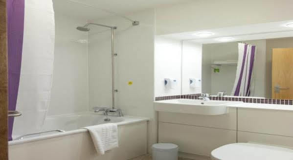 Premier Inn Leeds City Centre Ngoại thất bức ảnh